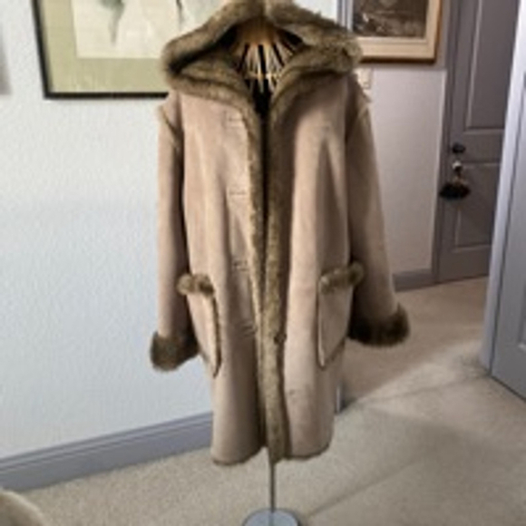 Women's Dennis Basso Coat Size L Beige reversable